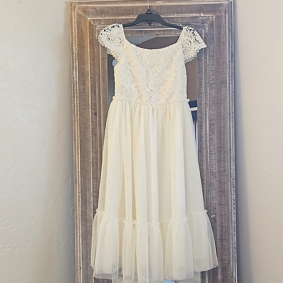 Girls Cream Lace Dress Stylestone Kids Cream Lace Dress Girls Cream Lace Dress Stylestone Kids Cream Lace Dress